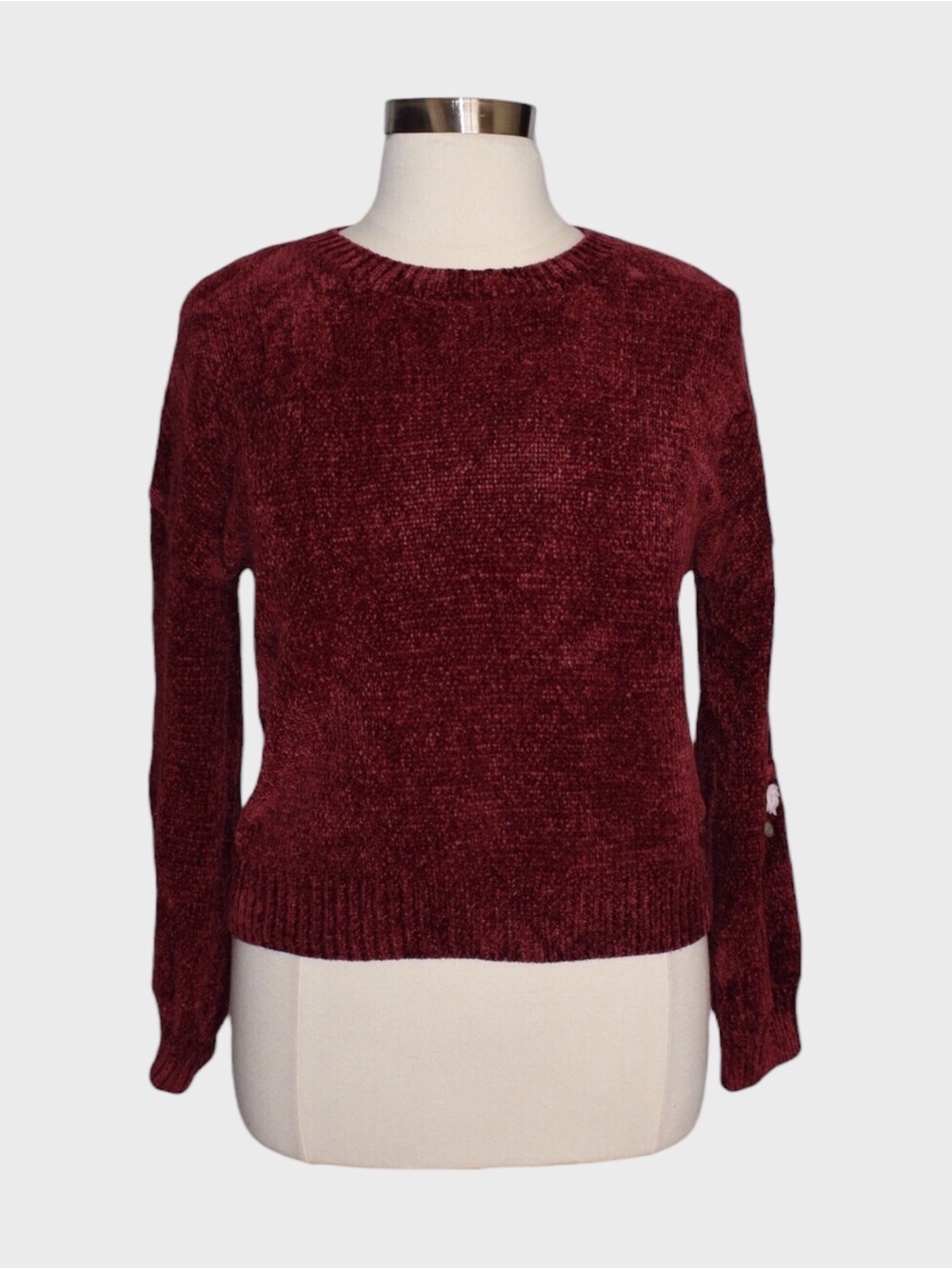 Jun & Ivy Burgundy Chenille Floral Embroidered Sweater